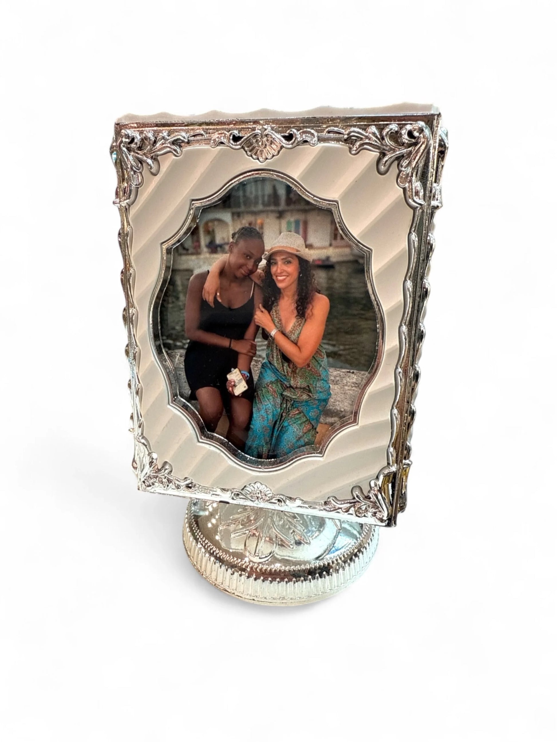 739442d1-fb58-431e-a4d9-0c3c8583cf0b-Photoroom